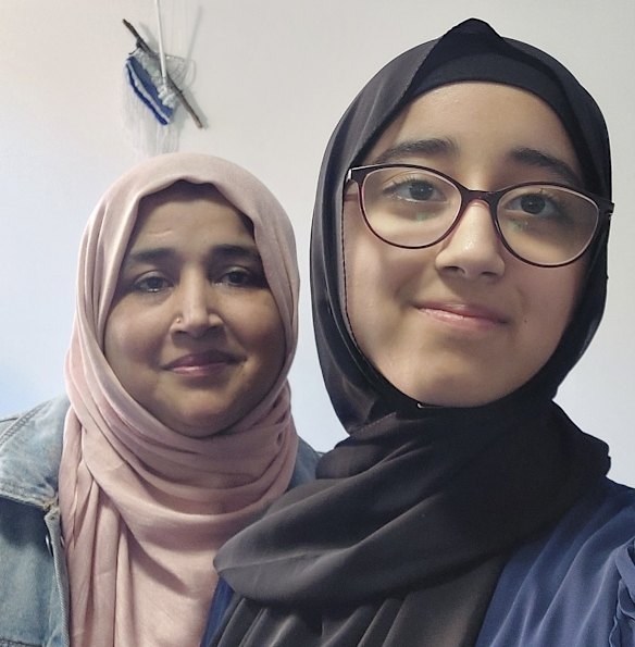Azka Ishfaq pictured with her late mother, Bushra. Azka said her mum was kind. “Everywhere she went, people loved her,” said Azka.