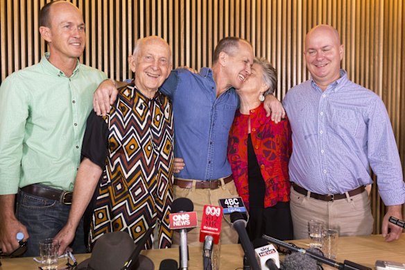 BRISBANE, AUSTRALIA - FEBRUARY 05:  Australian journalist Peter Greste (centre), his brother Mike (right) and Andrew (left) and parents Juris and Lois, pose for a photo during a press conference on February 5, 2015 in Brisbane, Australia. Peter Greste returned to Australia in the early hours of this morning after spending 400 days in a Cairo prison after he was arrested in December 2013 and charged with defaming Egypt and having links with the blacklisted Muslim Brotherhood.  (Photo by Glenn Hunt/Getty Images)