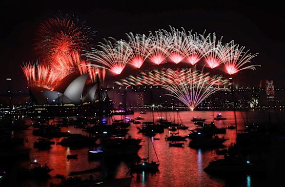 The midnight New Year's Eve fireworks on Sydney Harbour, viewed from Mrs Macquarie's Chair.