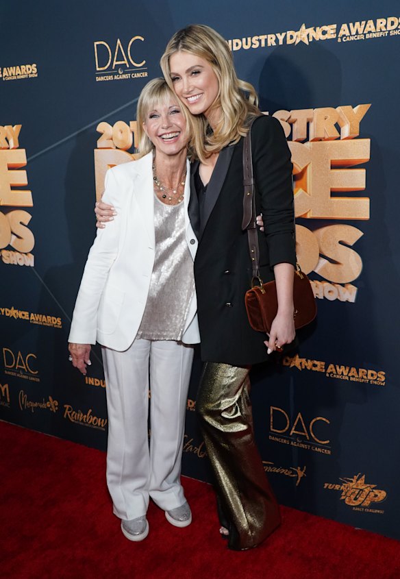 Olivia Newton-John and Delta Goodrem in Los Angeles in 2019. 