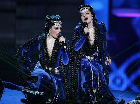 Inga & Anush of Armenia perform during the first semi-final of the Eurovision Song Contest in Moscow May 12, 2009.