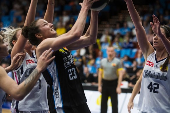 Canberra's Kelsey Griffin in action.