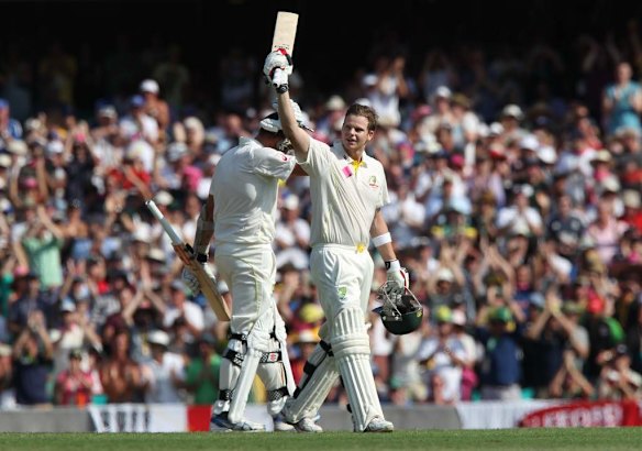Steven Smith scores 100 runs.