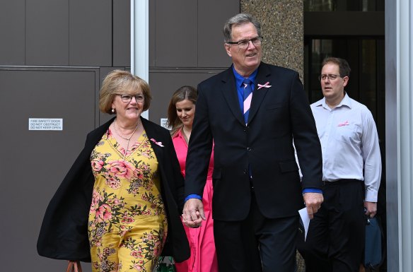 Greg Simms (right) the brother of Lynette Dawson with his wife Merilyn Simms (left).