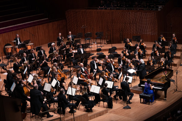 Donald Runnicles conducts Brahms 2 with the Sydney Symphony Orchestra.