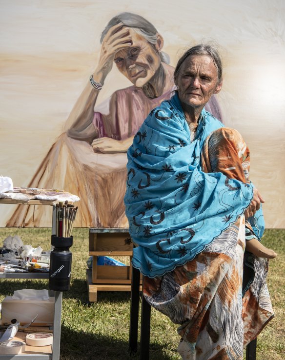 Valerie Browning at the second sitting of her portrait being painted  by Kirsty Neilsen.