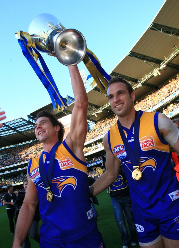 Ben Cousins and Chris Judd with the 2006 Premiership Cup.