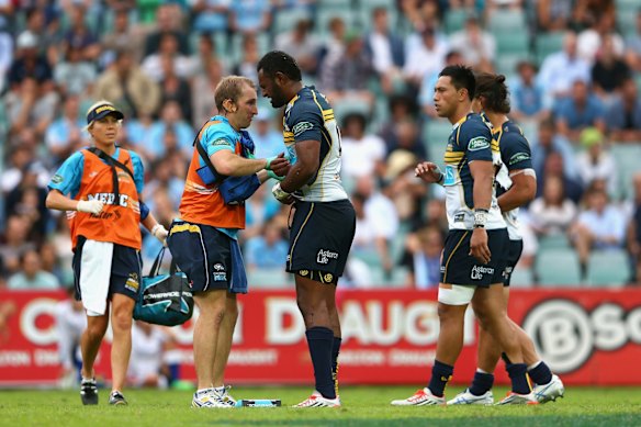 Tevita Kuridrani of the Brumbies receives attention