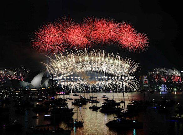 The midnight New Year's Eve fireworks on Sydney Harbour, viewed from Mrs Macquarie's Chair.