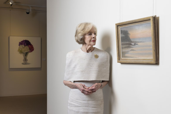 Former governor-general Quentin Bryce admires Sunset, Beaumaris (1928) a work by Clarice Beckett.