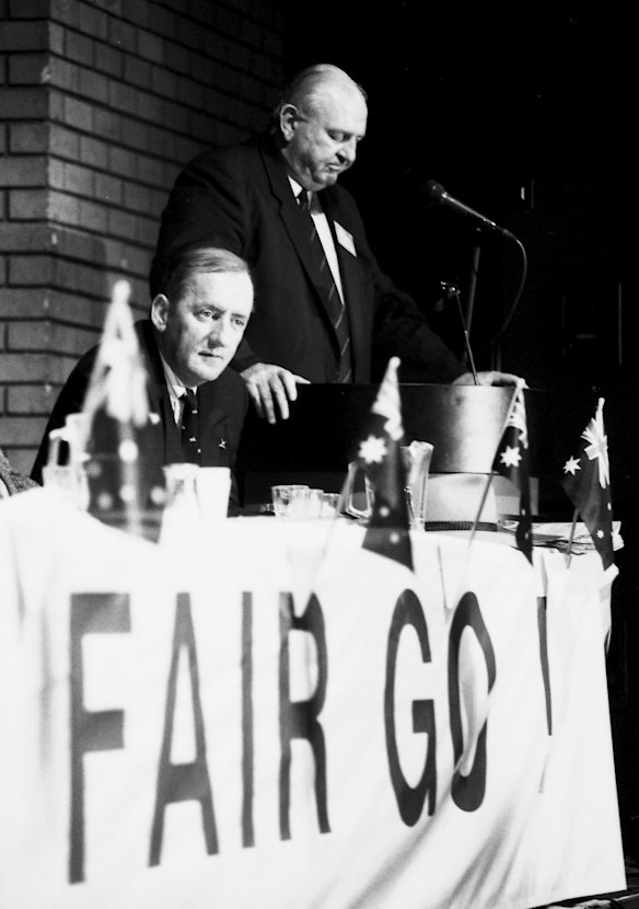 Tim Fischer and Wal Murray, pictured at the National Party Conference on June 21, 1992. 