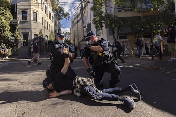 Police clash with protestors in Chippendale.  