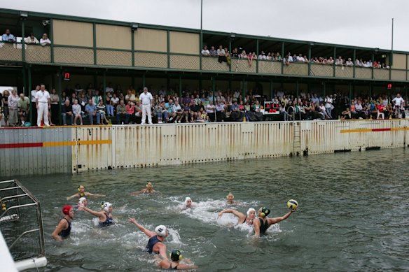 Australia and the USA in the water polo test series held at the Dawn Fraser Baths in 2014.
