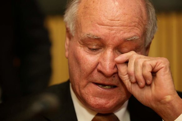 Independent MP Tony Windsor speaks to the media during a press conference at Parliament House.