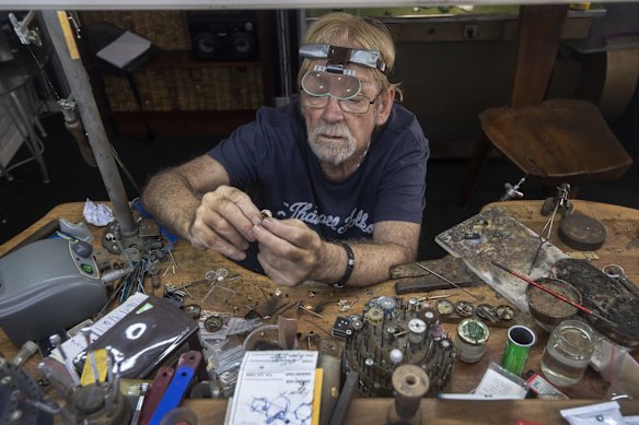 Cairns Master Jeweller Graeme Chibnall has survived the pilots strike, the GFC and more and will survive the pandemic and tourism downturn. He has downsized and turned his focus from cashed up International tourists to local clientele.