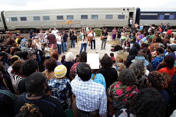 Jessica Mauboy performing at Watson on The Nullabor Plain in South Australia for children from Oak Valley Aboriginal School. The concert in Watson is the highlight of many performances across Australia on the Indian Pacific Outback Christmas Train. 