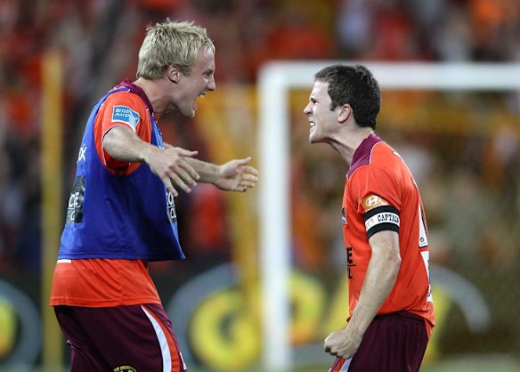 The Roar complete their dream season with a stunning come-from-behind victory over the Mariners.