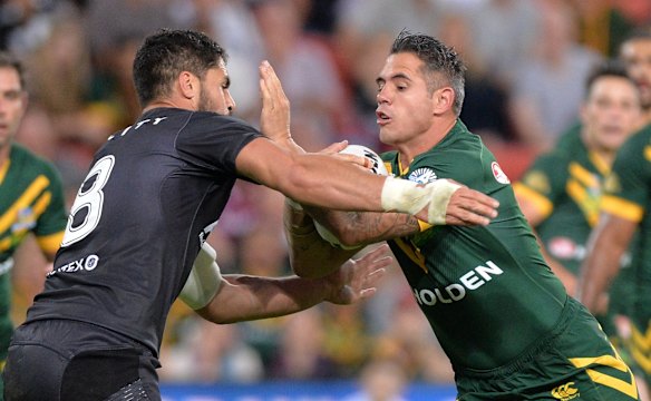 Corey Parker of Australia takes on the New Zealand defence.