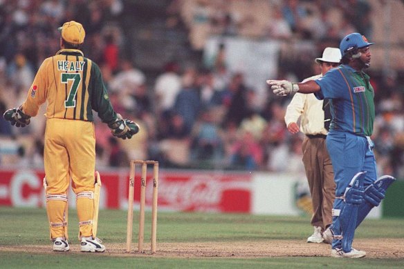 Sri Lankan skipper Arjuna Ranatunga was hardly a shrinking violet, but undoubdtedly Ian Healy would have been yapping.
