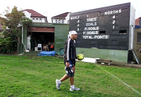 Jonah Lomu arrives at Manly Oval for training ahead an All Blacks clash with the Wallabies. Undated.
