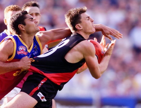 Essendon great Matthew Lloyd has called on the Bombers to conduct an independent review in a season where so much has gone wrong.