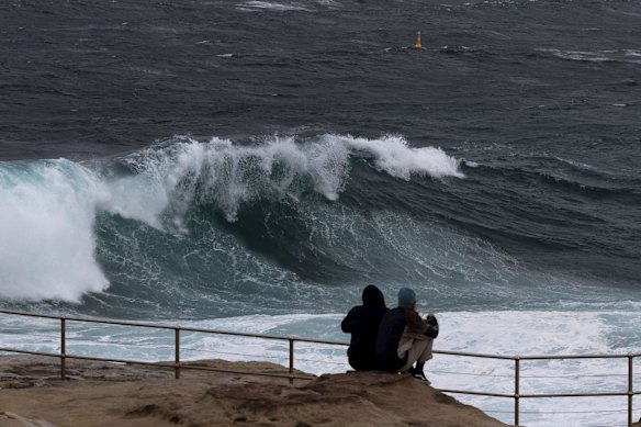 Large waves at Bondi as damaging southerly winds hit Sydney.