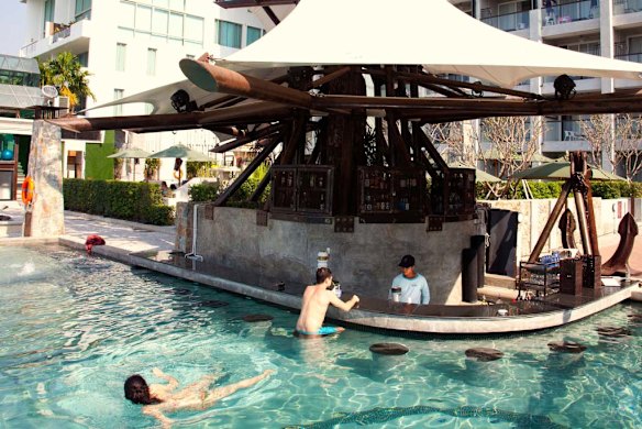 Centara Grand Modus Resort Pattaya.