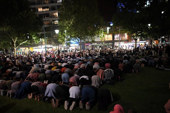 Thousands of Melburnians attended a public vigil at the State Library to remember the victims of the Christchurch terror attacks.