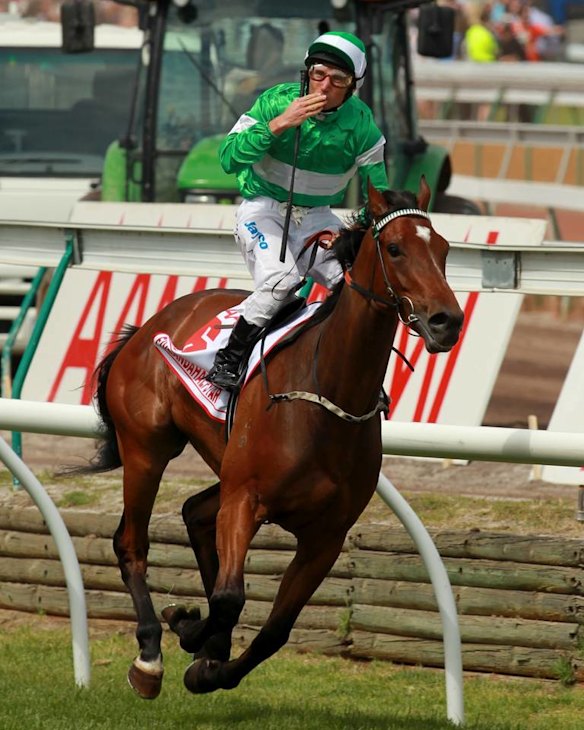 Fiveandahalfstar ridden by Damien Oliver wins the 2012 Victoria Derby.