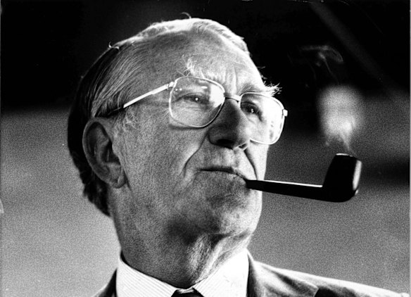 Malcolm Fraser. 
