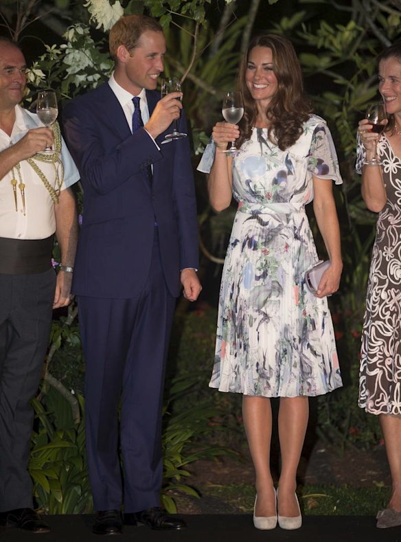 Kate opts for casual glamour on Asia-Pacific tour
