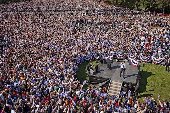 Thousands descend on a rally at Gateway Arch in St Louis, Missouri. As Obama goes from underdog to frontrunner, crowds of 50,000 to 100,000 people become the norm.