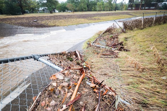 Weather Pics Lyneham Floodway.