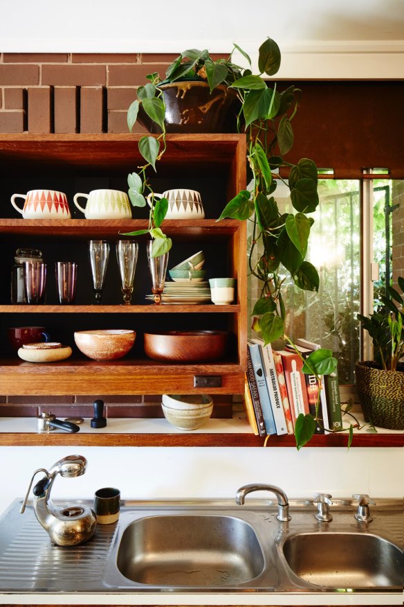 “The open shelves in the kitchen are perfect for displaying some vintage homewares given to me by my grandmother,” says Stephanie.