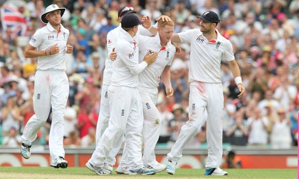 Steven Smith out for 115 runs, bowled by Ben Stokes.