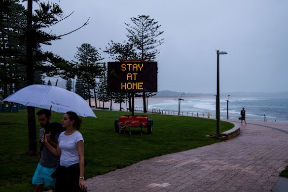 Dee Why beach, asking people to stay at home after a COVID-19 Outbreak in Avalon. 