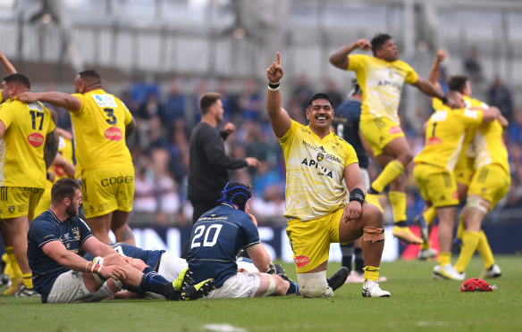 Will Skelton celebrates victory for La Rochelle over Leinster.