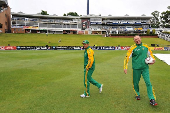 South African coach Gary Kirsten and bowling coach Allan Donald take a look at the condition of the ground.