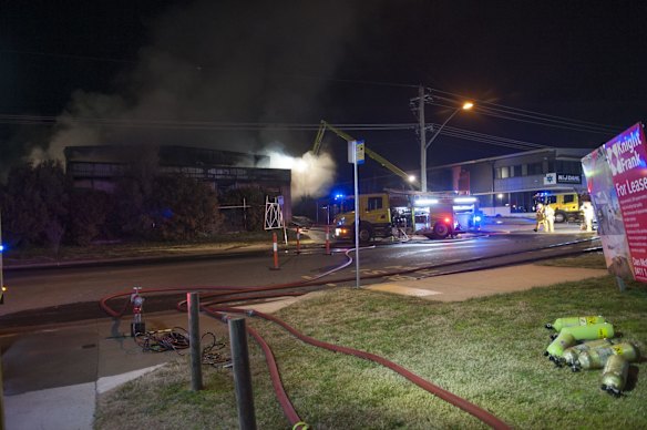 Fire in building on Sheppard Street Hume.