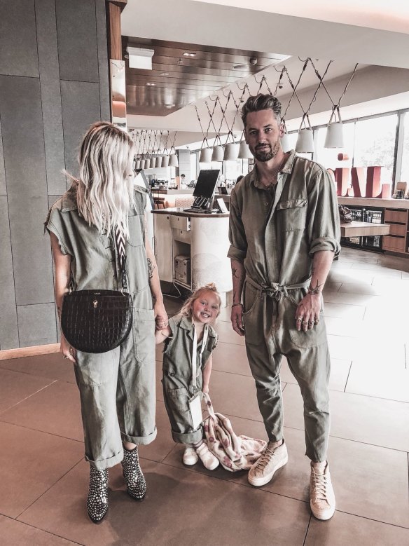 The Simpson d'Alessandro making a fashion statement as a family.