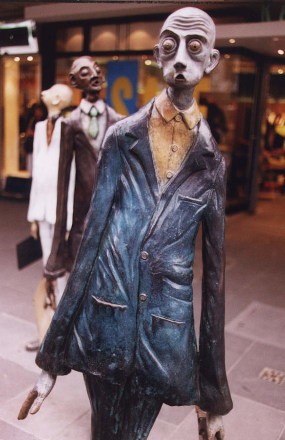 Three Businessmen Who Brought Their Own Lunch, Bourke Street, Melbourne. Sculptors: Alison Weaver and Paul Quinn.