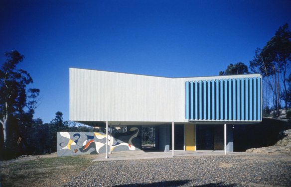 Marcus Seidler House (later called Brian and Donna Seidler House), Wahroonga 1953 - architect and mural painter Harry Seidler. 