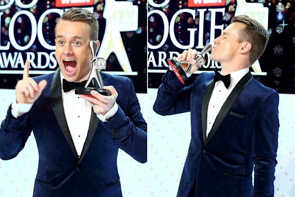Grant Denyer with <i>Family Feud</i>'s Logie for Best Entertainment Program.
