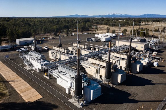The Wilga Park Power Station, west of Narrabri is a gas fueled power generator by SANTOS. It has been in operation for 18 years.