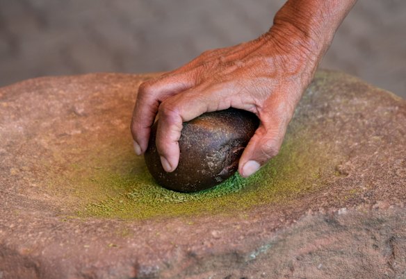 Leaves from plants that grow naturally near Alice Springs are being used to make various bush balms.
