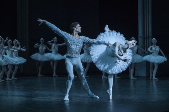 The Paris Opera Ballet perform Rudolf Nureyev’s production of <i>Swan Lake</I>.