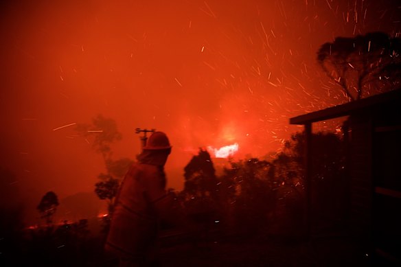 Summer Herald: Blue Mountains bush fires
