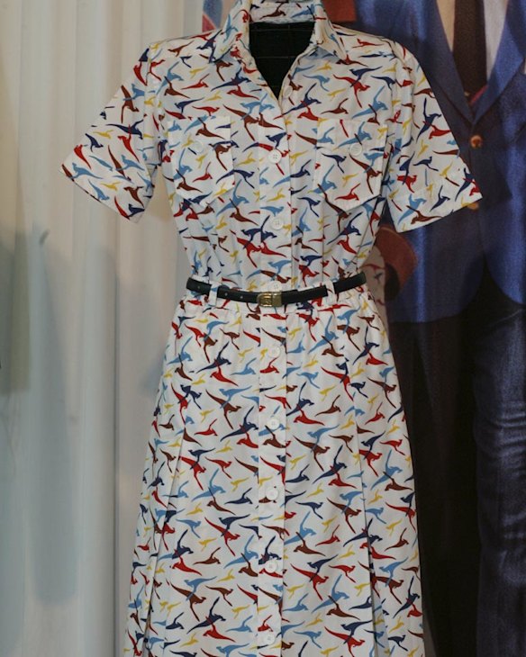 Qantas uniform 1985-93.