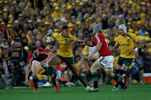 Israel Folau in action.