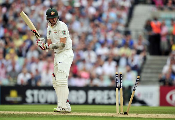 Peter Siddle reacts after being bowled by England's James Anderson.